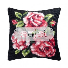 kruissteekkussen rose rozen op zwart