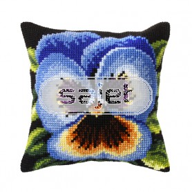 kruissteekkussen blauw viooltje close-up