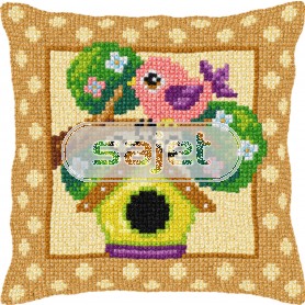 kruissteekkussen vogel bij vogelhuisje