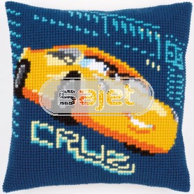 kruissteekkussen cars, "met gierende banden", cruz