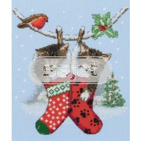 borduurpakket poezen bungelend in kerstsok