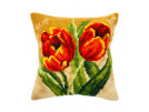 kruissteekkussen rode tulpen