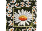 kruissteekkussen margriet close-up