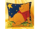 kruissteekkussen winnie de pooh, onder sterrenhemel